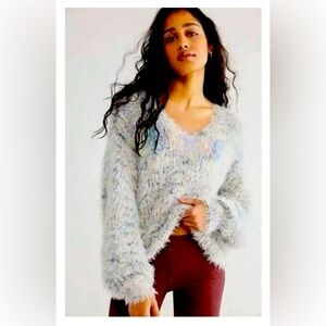 Free People Gelato Fuzzy Eyelash Pullover Sweater Retail $98 Woman’s Size XS